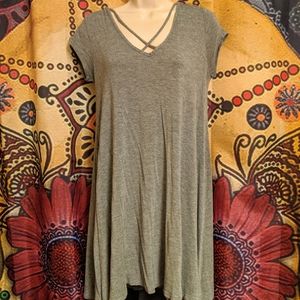 Rue21 brand short sleeve gray dress